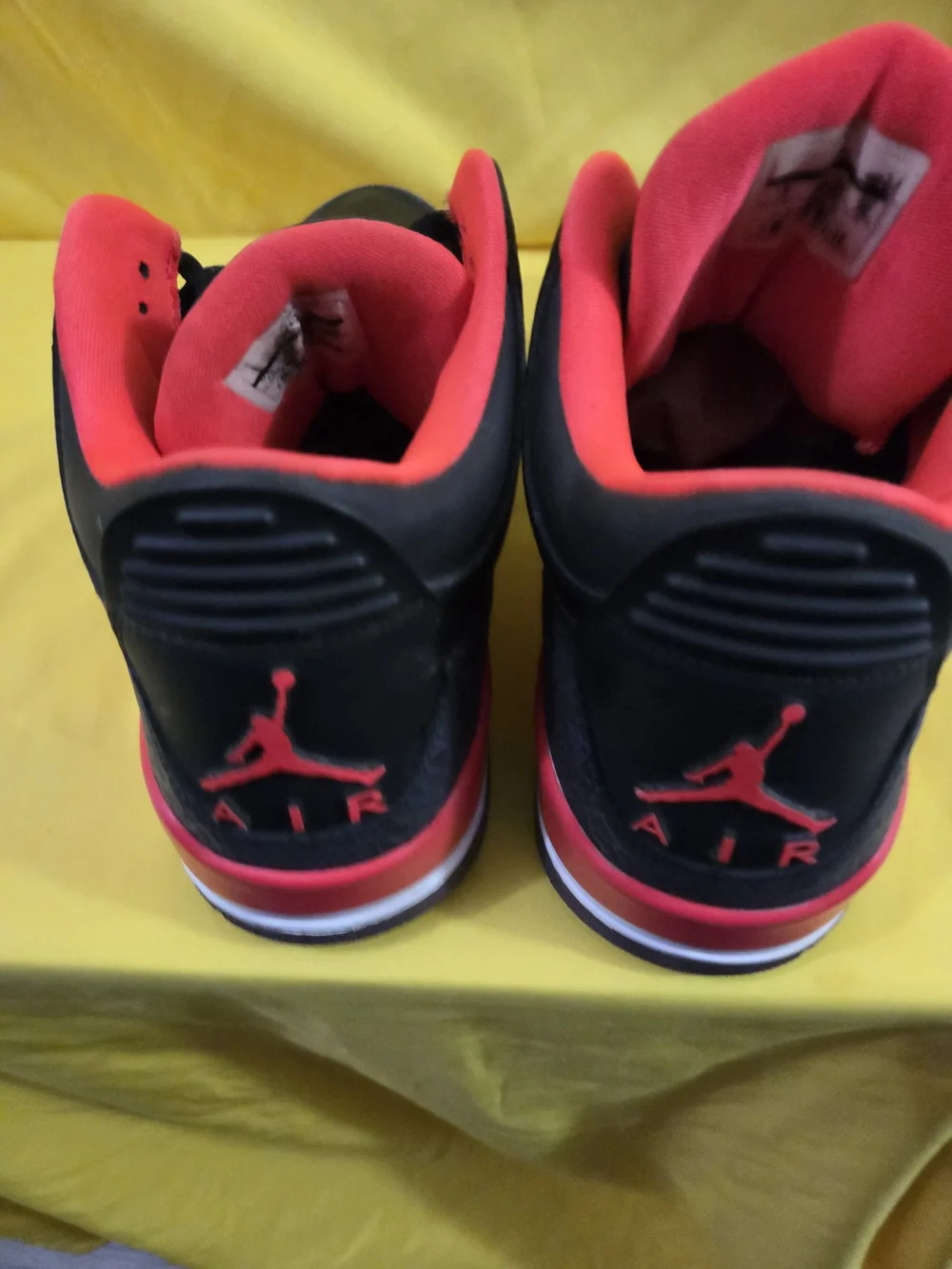 Air Jordan 3 Crimson Worn/ Not Original Box